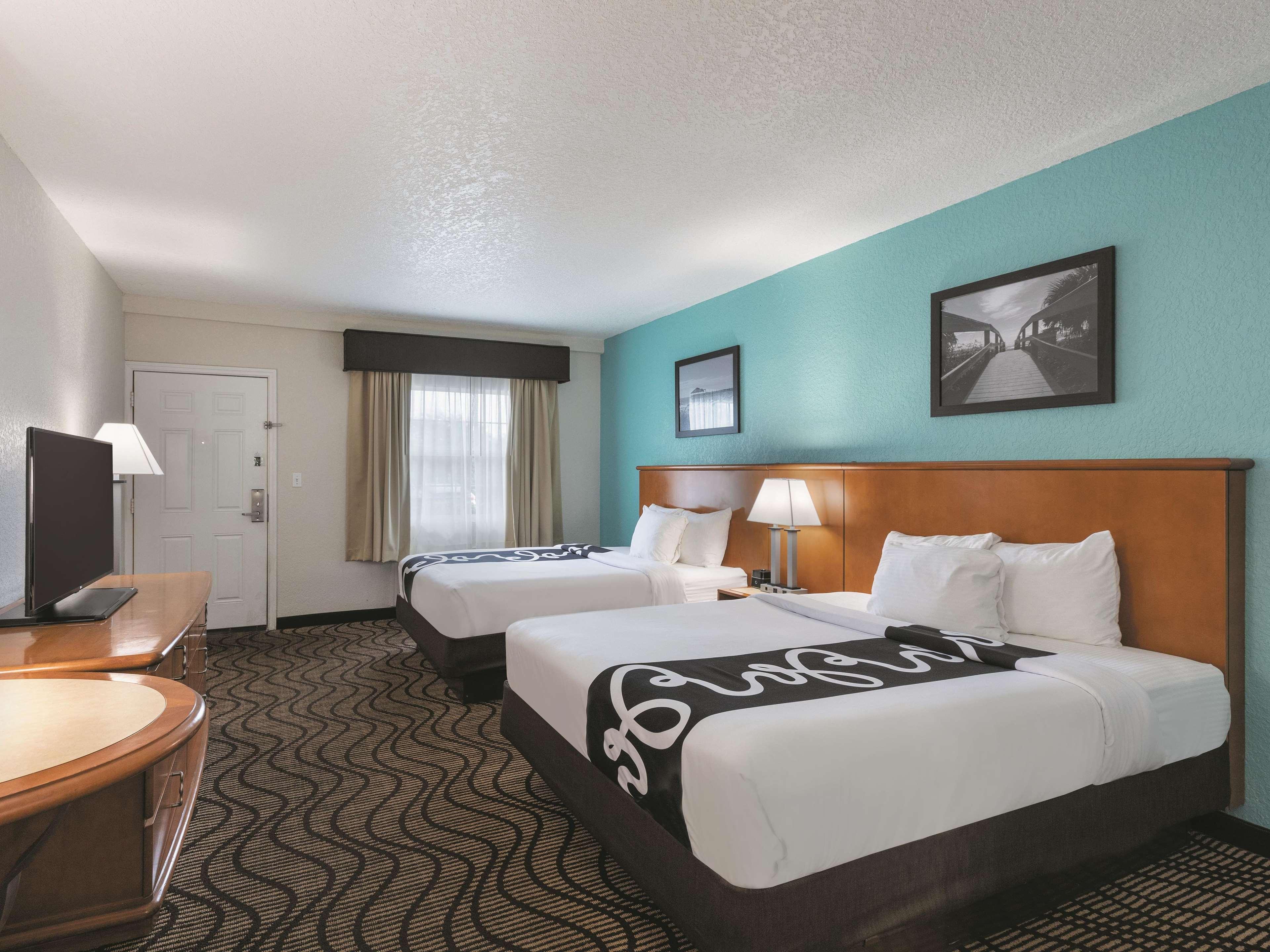Hotel La Quinta By Wyndham Cocoa Beach-port Canaveral 3*