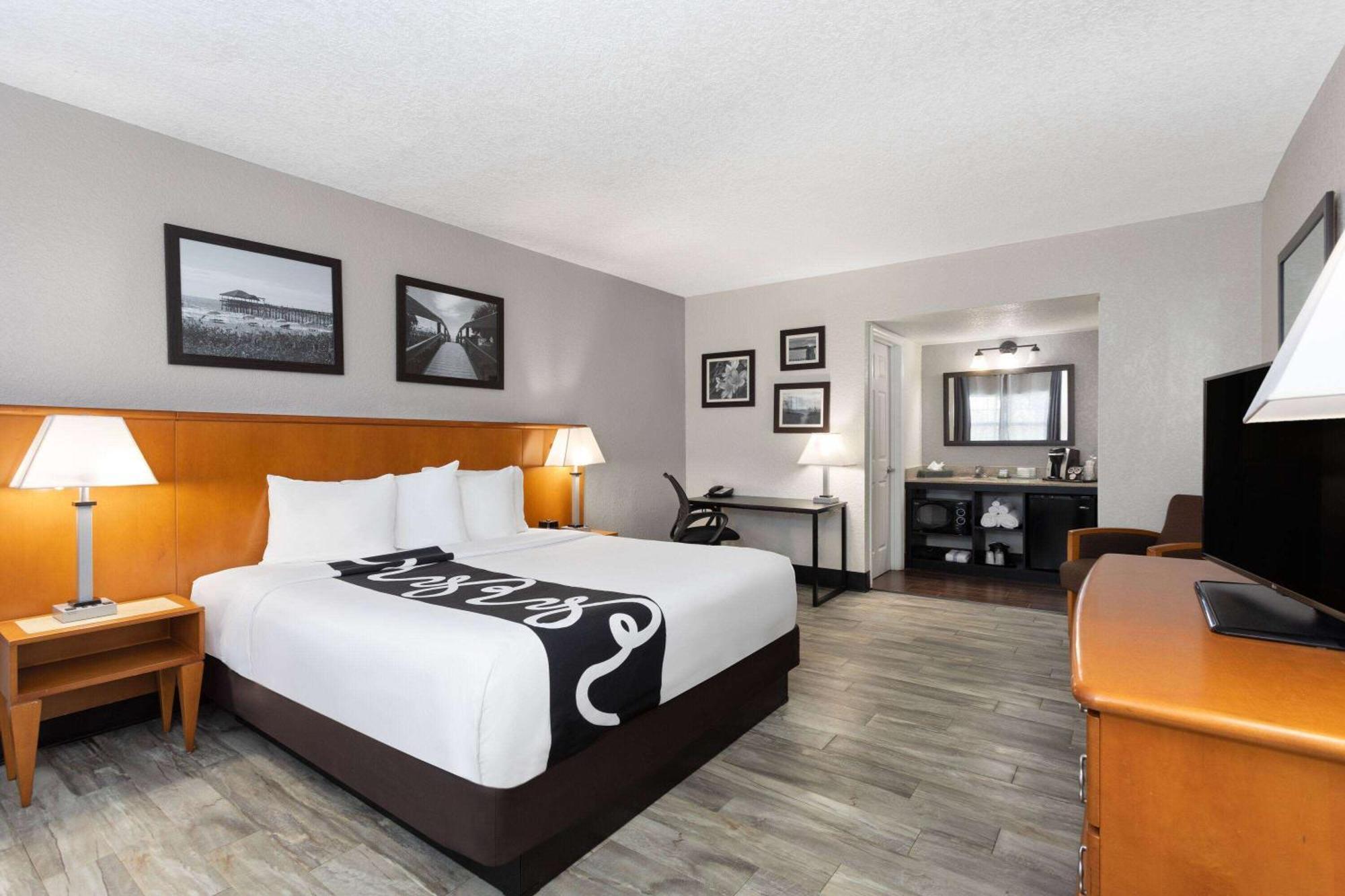 Hotel La Quinta By Wyndham Cocoa Beach-port Canaveral 3*